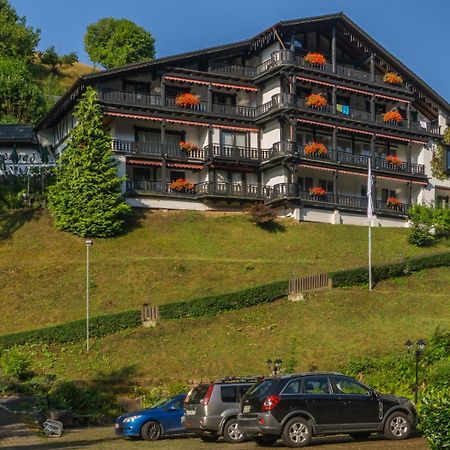 Kraehenbad Hotel Alpirsbach Exterior foto